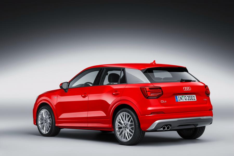  Audi Q2 TFSI S-Line 2016 года  (WW) (фото 12 из 30)